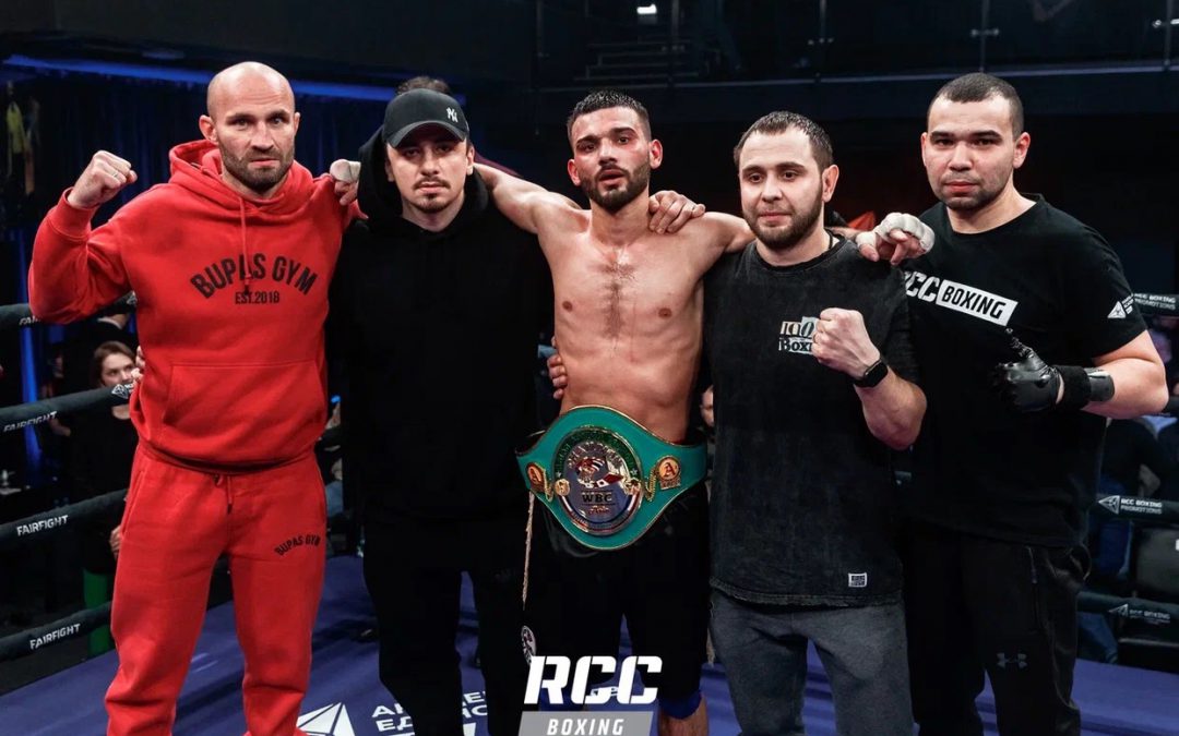 IVAN KOZLOVSKY RETAINS HIS TITLE AFTER A BATTLE WITH PETROSIAN